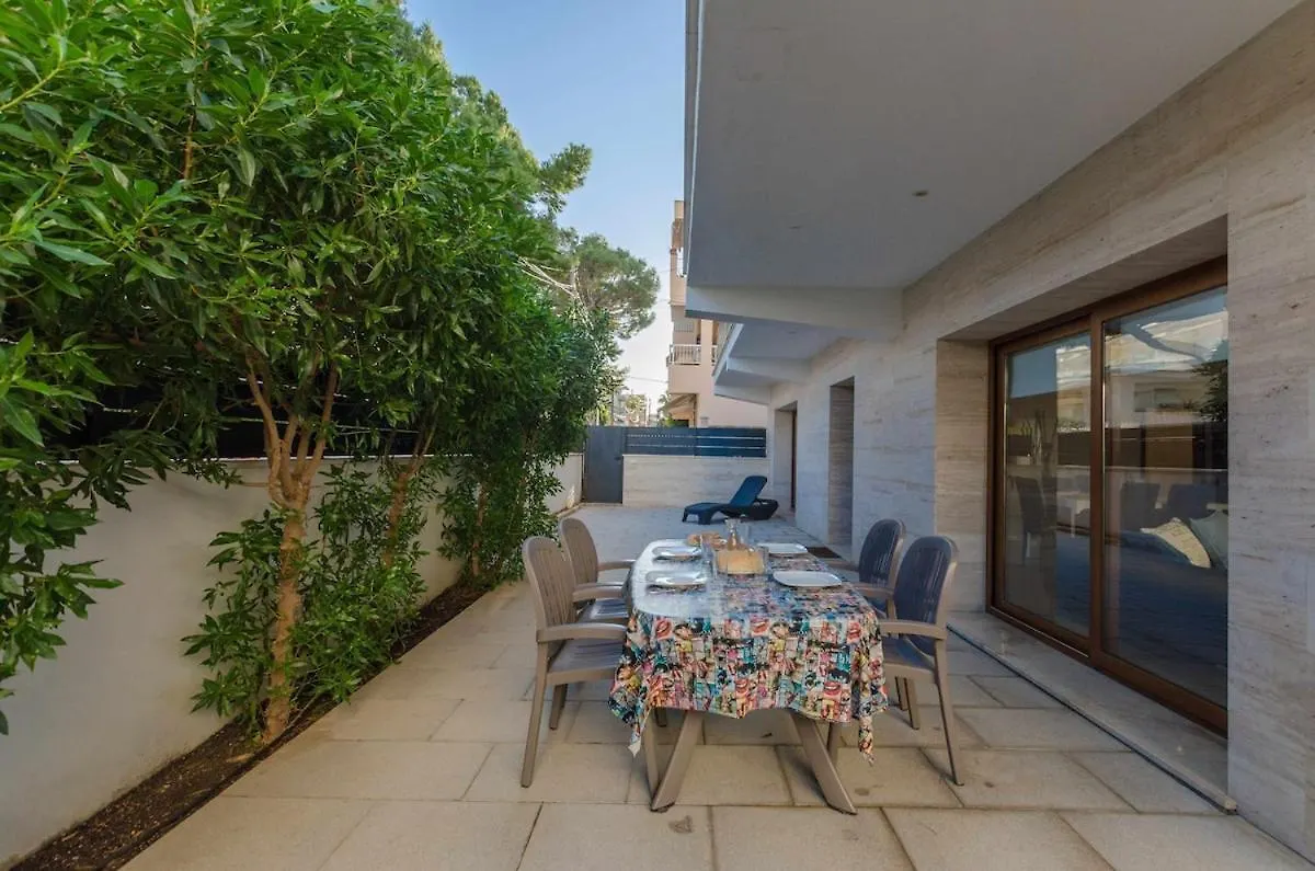 Semesterbostad Yourhouse Es Cardinal Can Picafort  Spanien
